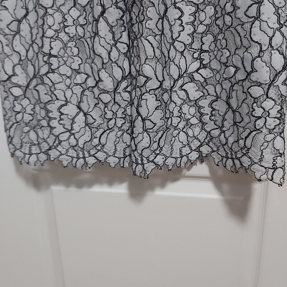 Zara basic straight wide leg pants; size: Medium - Picture 2 of 7